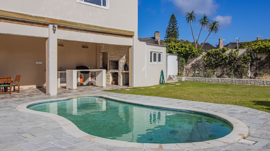 3 Bedroom Property for Sale in Westcliff Western Cape